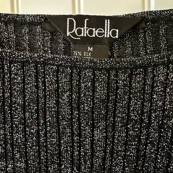 Top - Picture 3 of 3